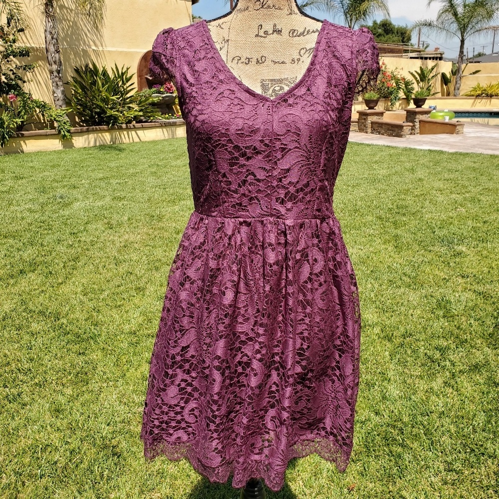 Lace dress